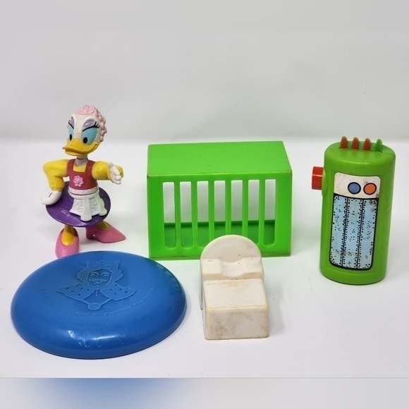 Disney Other - Lot of 5 Toys 1Daisy Duck 1Burger King Frisbee 1Bed 1Clippers 1Gage